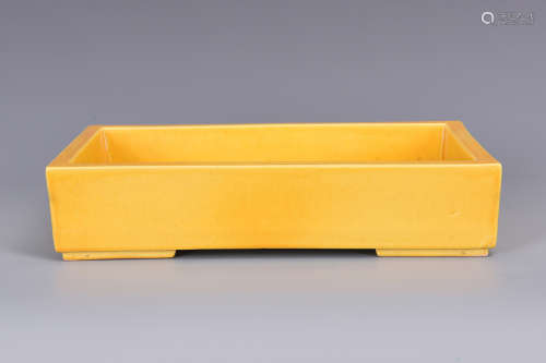 MONOCHROME YELLOW GLAZED RECTANGULAR PLANTER