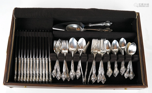 Lunt Sterling Silver Flatware 