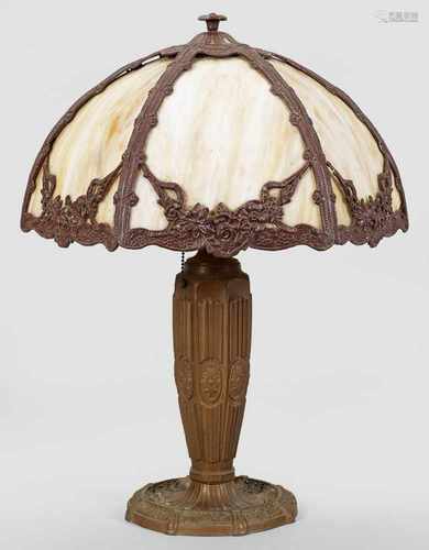 Jugendstil-Tischlampe