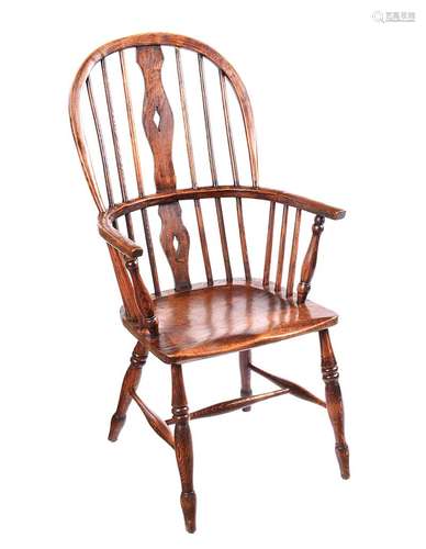 ELM WINDSOR CHAIR