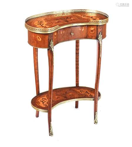 FRENCH STYLE OCCASIONAL TABLE