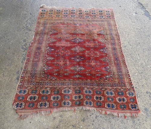 Rug / Carpet : an antique Nomadic rug with w…