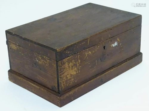 An early 20thC pine workbox, with internal tray d…