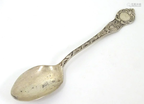 A silver teaspoon hallmarked London 1905 mak…