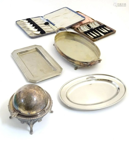 Assorted silver plated wares including pastry forks,