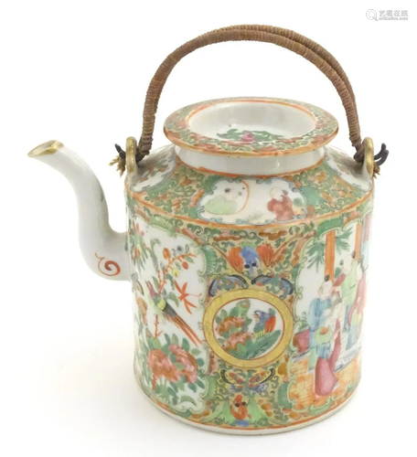 A Cantonese famille verte teapot with panelled