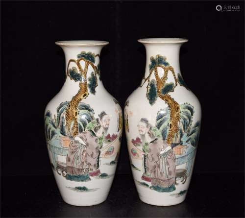 A Pair of Ancient Colorful Chinese Porcelain Vases