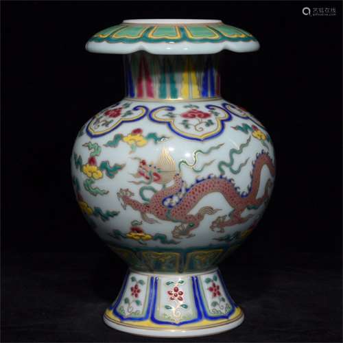 An Ancient Colorful Chinese Porcelain Vase