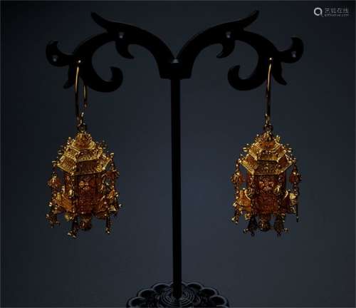 18k Gold Palace Lantern Earrings