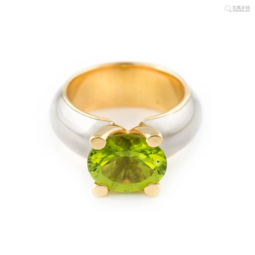 PERIDOT-RING Platin, Gelbgold. Ringmaß ca. 54,5,