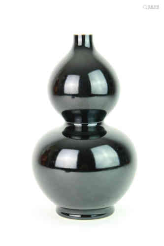 A Chinese Sharply Glaze Poecelain Vase Calabash Shape