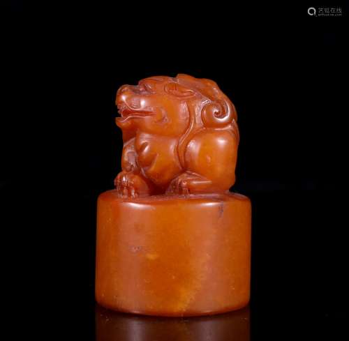 A Chinse Kylin Shape Tianhuang Stone Seal