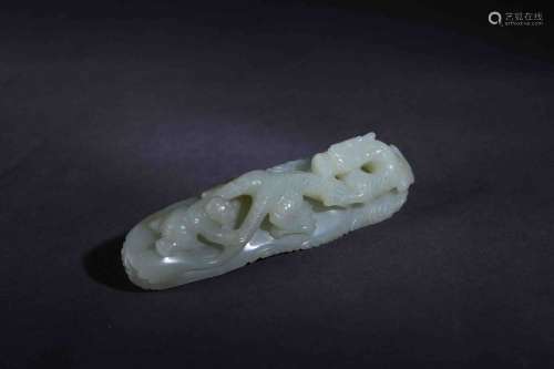 A Chinese Dragon Carved Jade Pendant