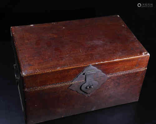 A Chinese Wood Case.