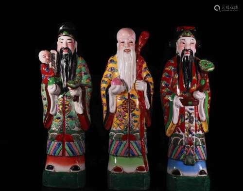 A Set of Three Chinese Porcelain Figures.