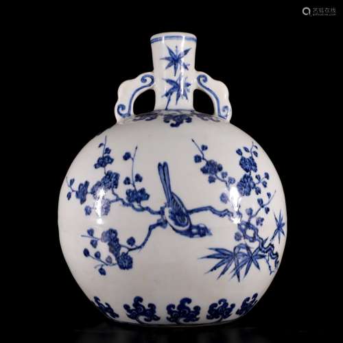 A Chinese Blue and White Moon Flask Porcelain Vase.