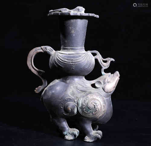 A Chinese Bronze Vase.