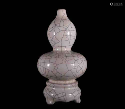 A Chinese Double Gourd Porcelain Vase.