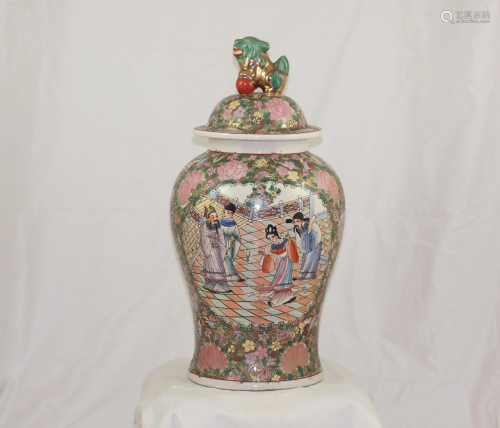 Big Chinese ceramic jar Famille rose Foo Dog