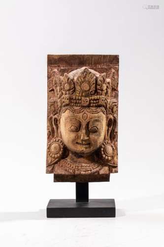 VISAGE SCULPTÉ en bois de tara Népal XVIIe siècle…
