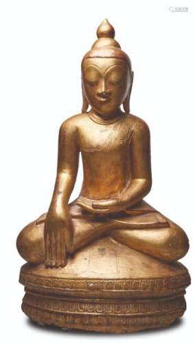 Bouddha assis sur socle lotiforme, portant le drapé monastique, main gauche dans l'absence de crainte et la droite en prise de terre à témoin. Tête surmontée de l'Usnisha. Albâtre doré à traces de laque rouge dans le dos. Birmanie, Royaume des Etats Shan, XIXème s. H 80 x 45 cm.