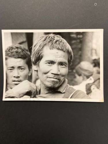 Six Photo de presse Ouverture du Tibet 18 x 13 cm