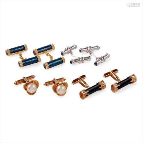 A collection of gentleman's cufflinks