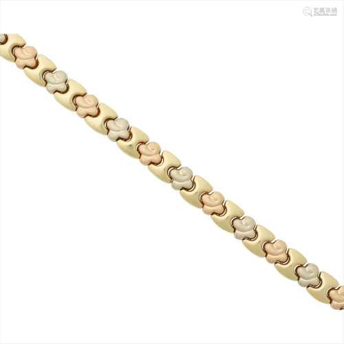 A tri-coloured flexible link necklace