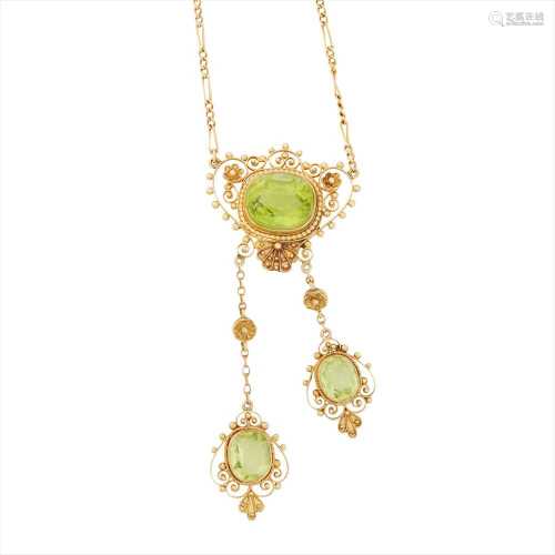 An early 20th century peridot set necklace