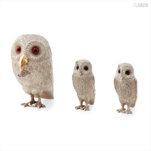 A cased novelty owl condiment set, retailed by Hamilton & Inches