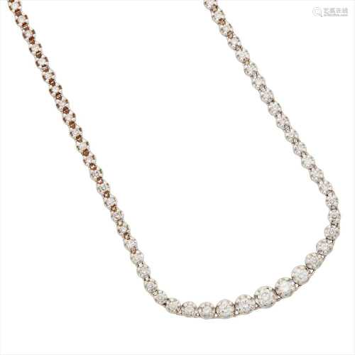 A 18ct white gold diamond set necklace