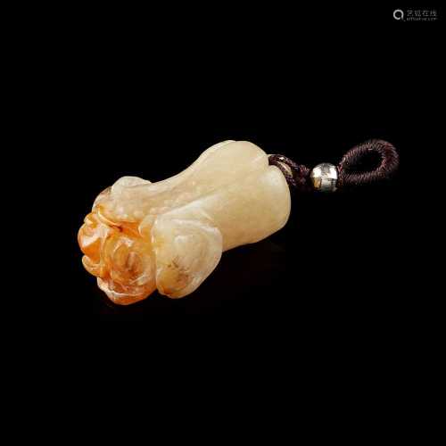 HETIAN JADE CABBAGE PENDANT