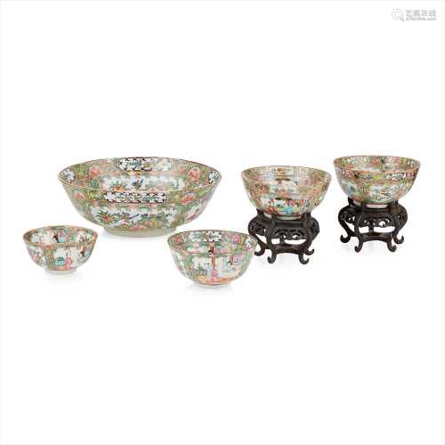 GROUP OF FIVE CANTON FAMILLE ROSE BOWLS QING DYNASTY, 19TH CENTURY