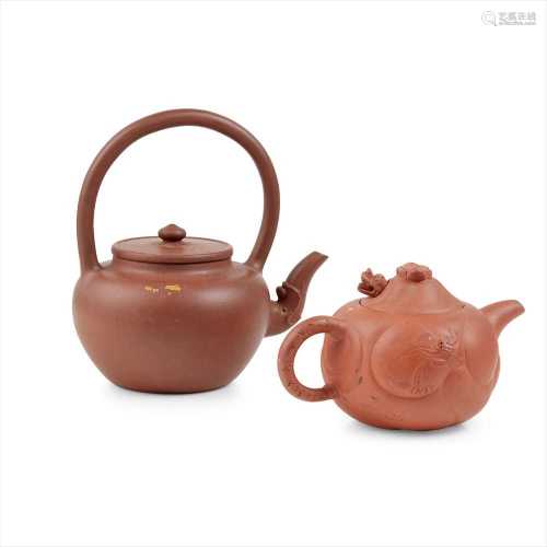 GROUP OF TWO YIXING STONEWARE TEAPOTS 19TH-20TH CENTURY