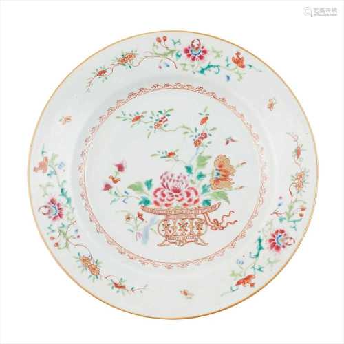 TWO FAMILLE ROSE PLATES LATE QING DYNASTY-REPUBLIC PERIOD, 19TH-20TH CENTURY