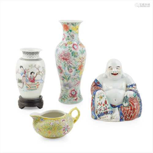 GROUP OF THREE PORCELAIN WARES AND A 'BUDAI' FIGURE LATE QING DYNASTY-REPUBLIC PERIOD, 19TH-20TH