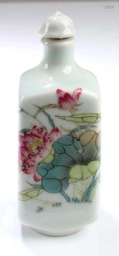 Chinese Porcelain Snuff Bottle