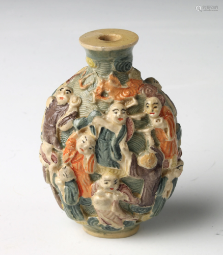 CHINESE IMMORTAL SNUFF BOTTLE