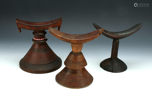 3 CARVED & INCISED WOODEN AFRICAN HEADRE…