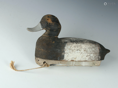 VINTAGE WOODEN DUCK DECOY