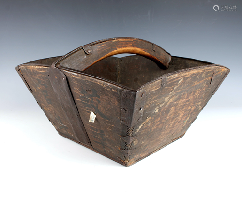 CHINESE WOODEN RICE BASKET