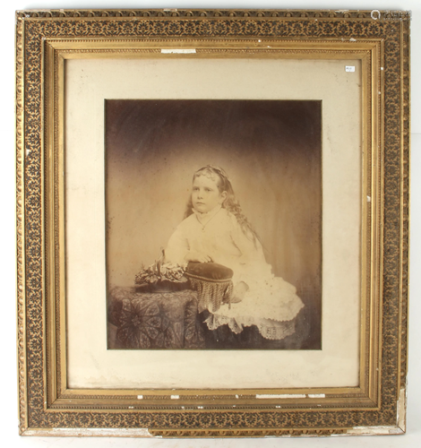 FRAMED VICTORIAN PHOTOGRAPH OF A GIRL