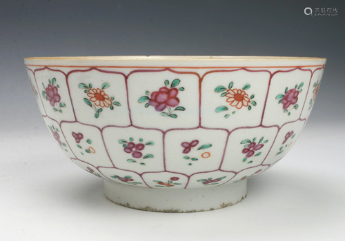 FAMILLE ROSE FLOWER BOWL