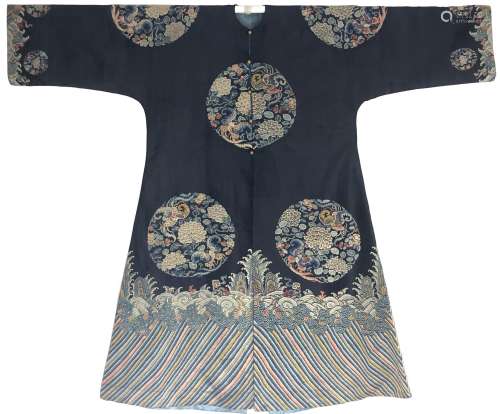 Chinese Embroidered Silk Flower Robe