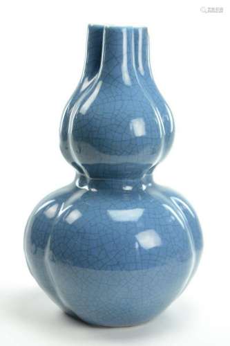 Lavender Crackle Glazed Porcelain Triple-Spouted Vase