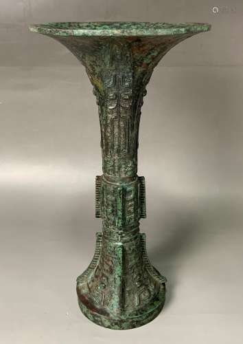 A Bronze Beaker (Gu) Vase