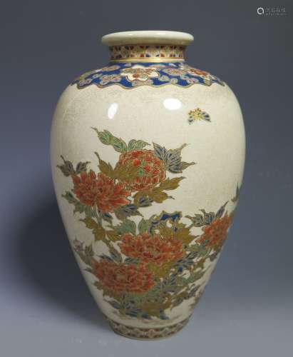 Japanese Meiji Satsuma 'Floral' Vase, Marked