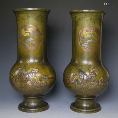 A Pair Of Japanese Bronze Vases, Meiji Period