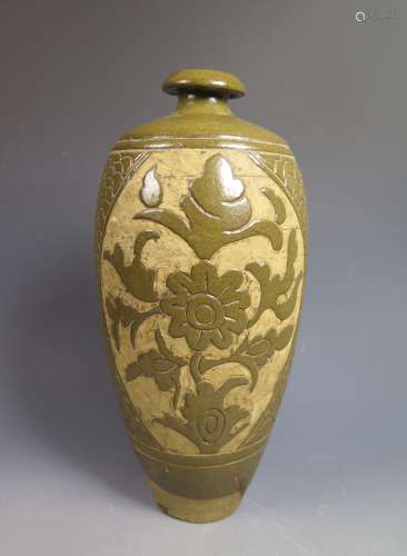 Jin Dyn. Cizhou Sgraffiato 'Peony' Meiping Vase