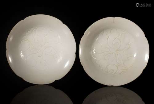 Pair of Song Yingqing Lobed Saucer Dishes